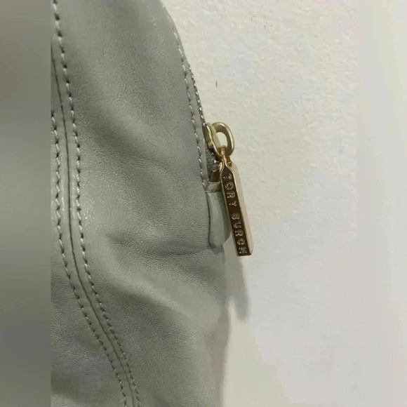 Tory Burch Leather Sea foam Green Shoulder Bag with chain link Handle - Picture 9 of 11